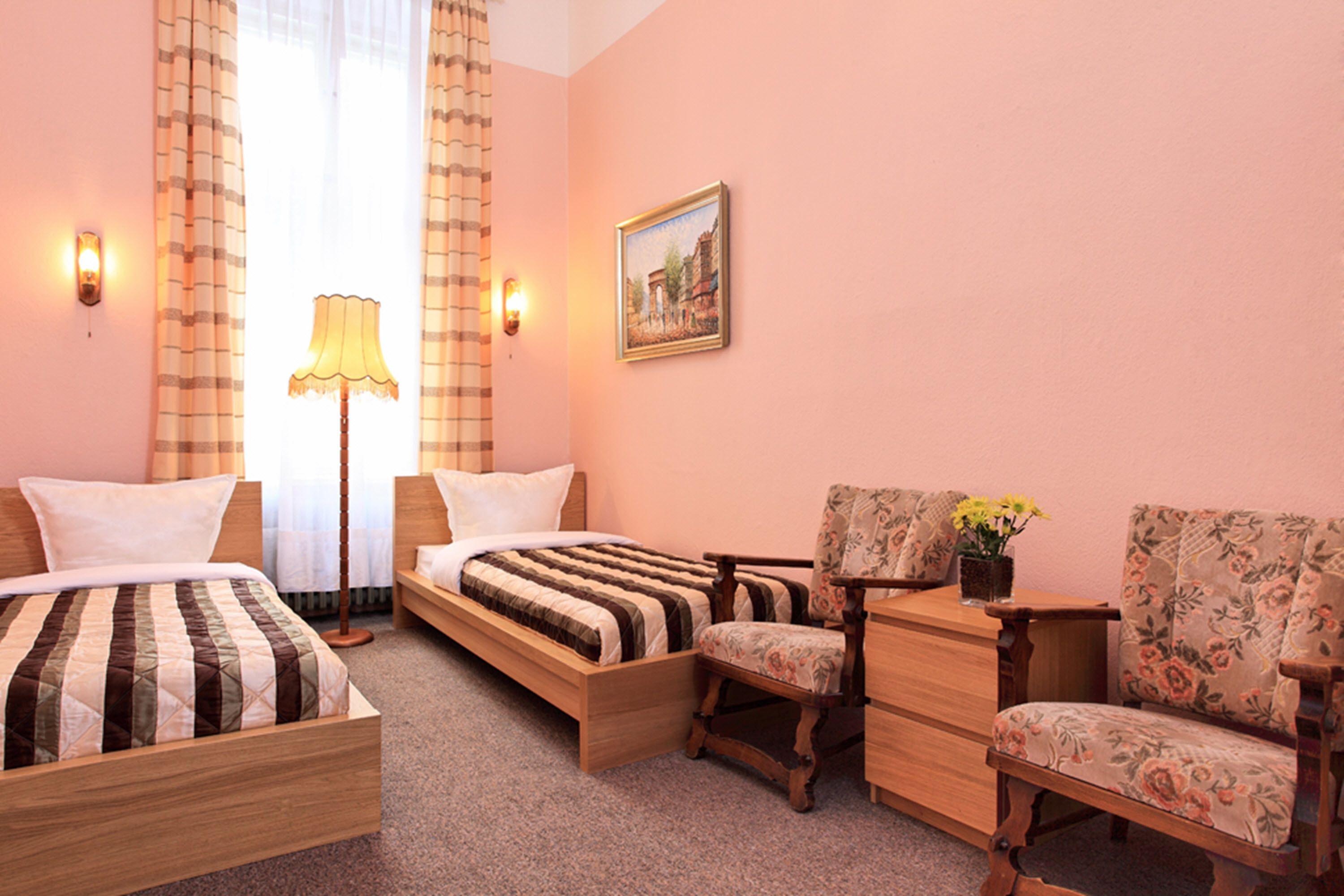 Hotel-Pension Cortina - Berlin — Photos 1